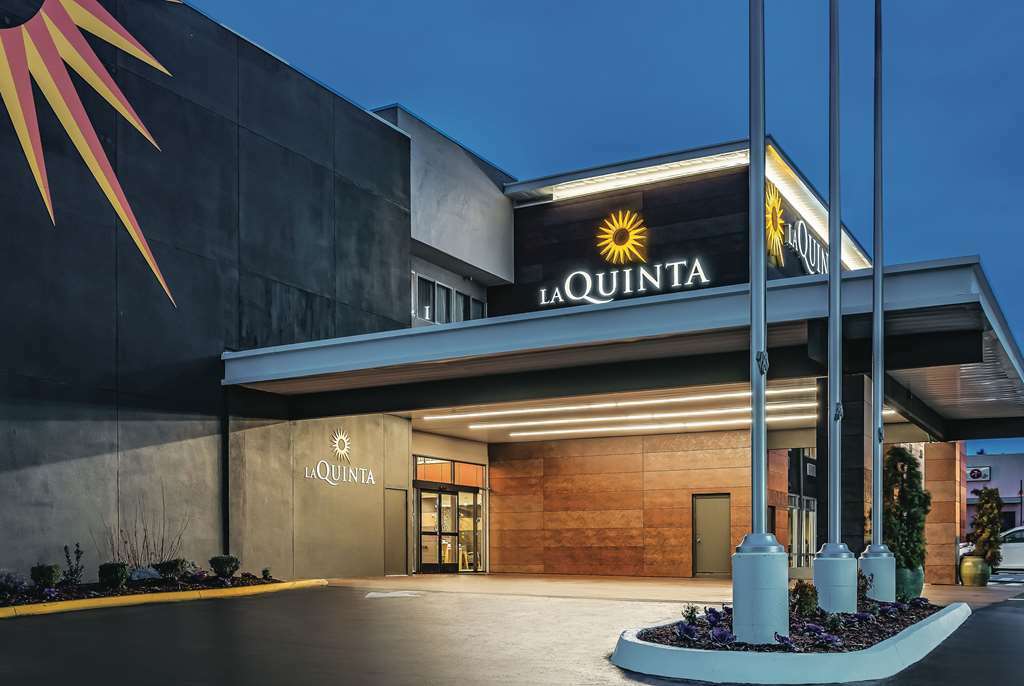 La Quinta By Wyndham Seattle Federal Way Hotel Bagian luar foto